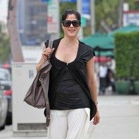 Selma Blair leaves Urth Caffe photos | Picture 78963